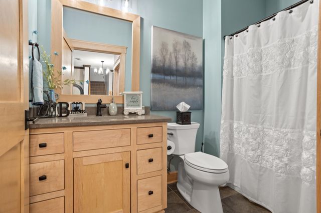 4303 44th Street S, Fargo, ND 58104