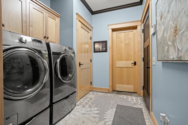 4303 44th Street S, Fargo, ND 58104