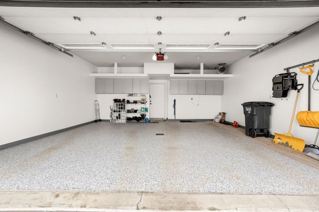 4303 44th Street S, Fargo, ND 58104