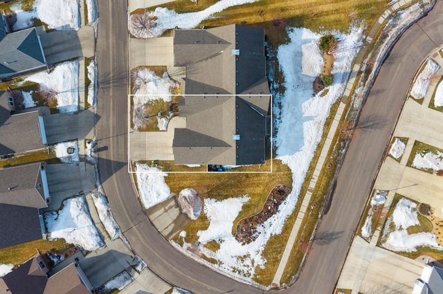 4303 44th Street S, Fargo, ND 58104