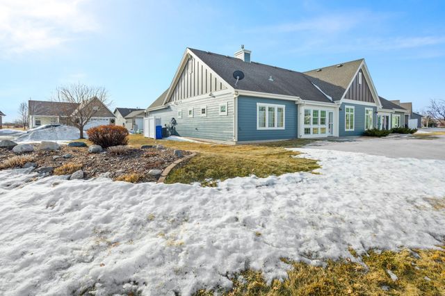 4303 44th Street S, Fargo, ND 58104