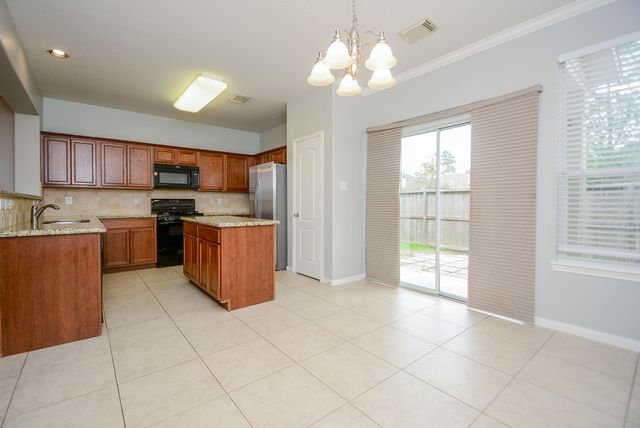 16102 Limestone Lake Drive, Tomball, TX 77377