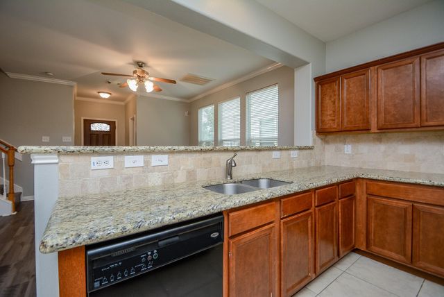 16102 Limestone Lake Drive, Tomball, TX 77377