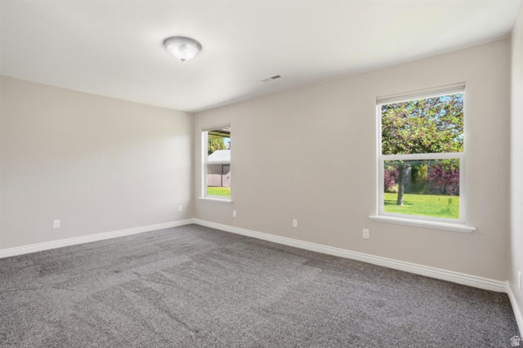 Image 20 of property listing at 2766 W 2125 N, Plain City, UT 84404