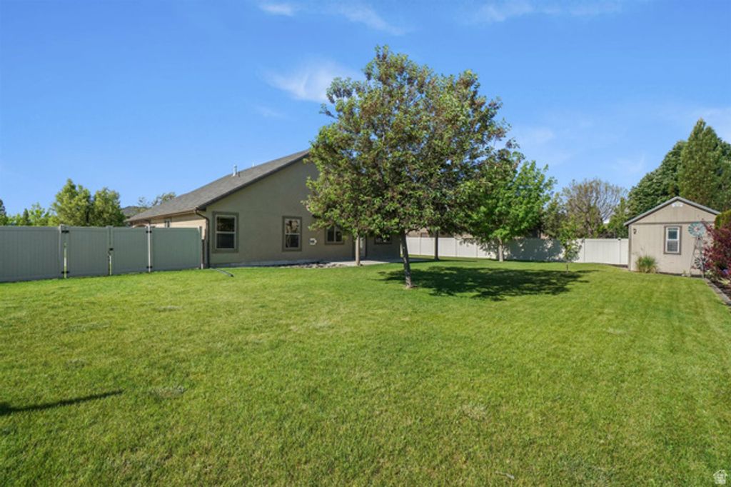 Image 30 of property listing at 2766 W 2125 N, Plain City, UT 84404