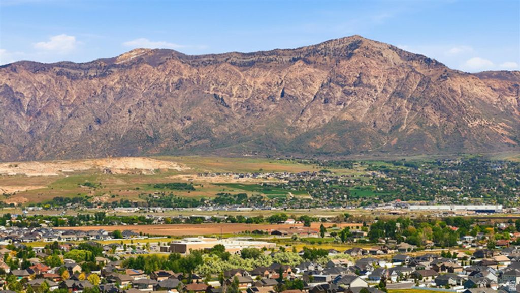 Image 48 of property listing at 2766 W 2125 N, Plain City, UT 84404