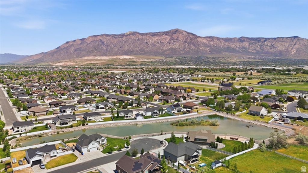 Image 50 of property listing at 2766 W 2125 N, Plain City, UT 84404