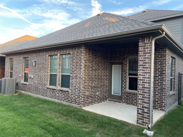 118 Sunshine Drive, Euless, TX 76039