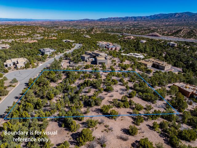 117 Valle Sereno 202, Santa Fe, NM 87506