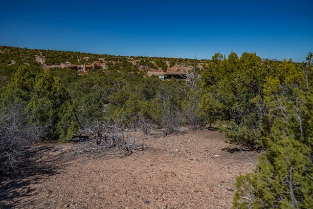 117 Valle Sereno 202, Santa Fe, NM 87506