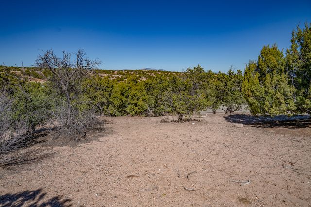 117 Valle Sereno 202, Santa Fe, NM 87506