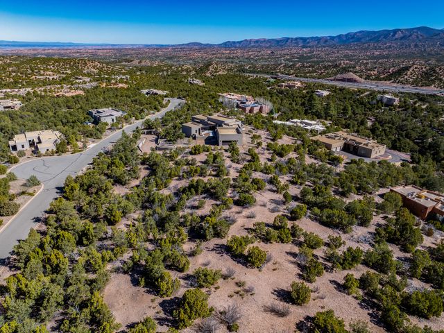 117 Valle Sereno 202, Santa Fe, NM 87506