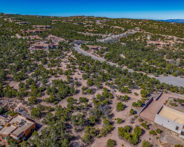 117 Valle Sereno 202, Santa Fe, NM 87506
