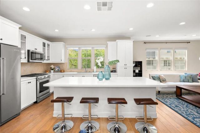 843 Orchid Way D, Azusa, CA 91702