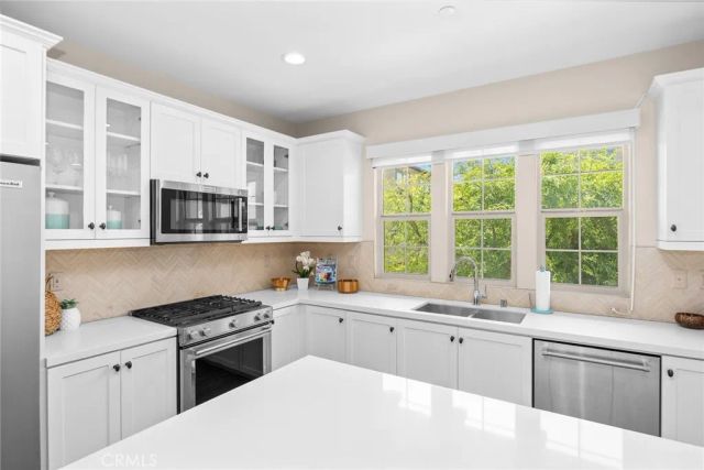 843 Orchid Way D, Azusa, CA 91702