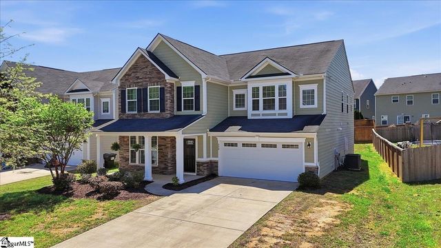 220 Waters Run Lane, Simpsonville, SC 29681
