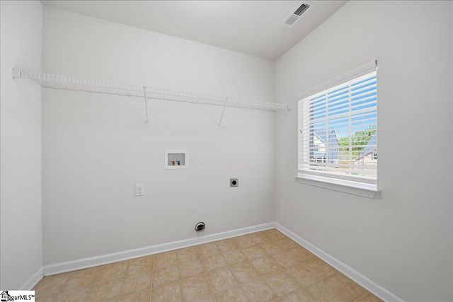 220 Waters Run Lane, Simpsonville, SC 29681