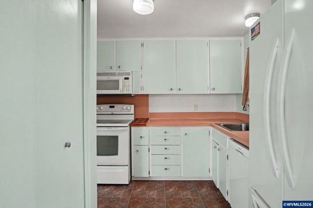 1635 Sallal Rd, Woodburn, OR 97071