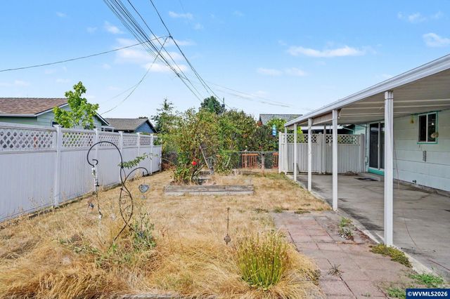 1635 Sallal Rd, Woodburn, OR 97071