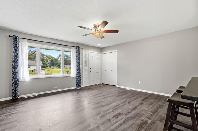10200 Redwood Street NW, Coon Rapids, MN 55433