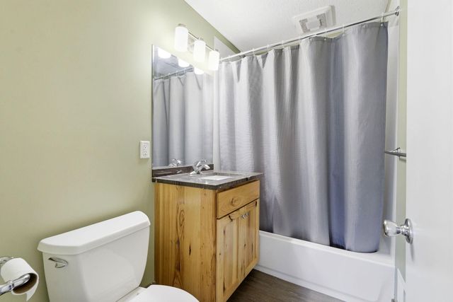 10200 Redwood Street NW, Coon Rapids, MN 55433