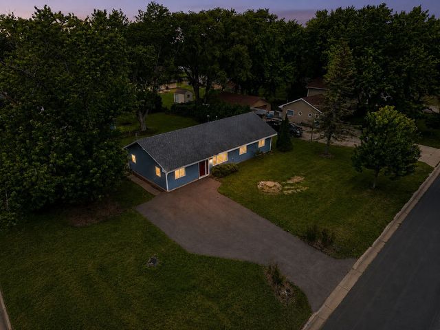 10200 Redwood Street NW, Coon Rapids, MN 55433