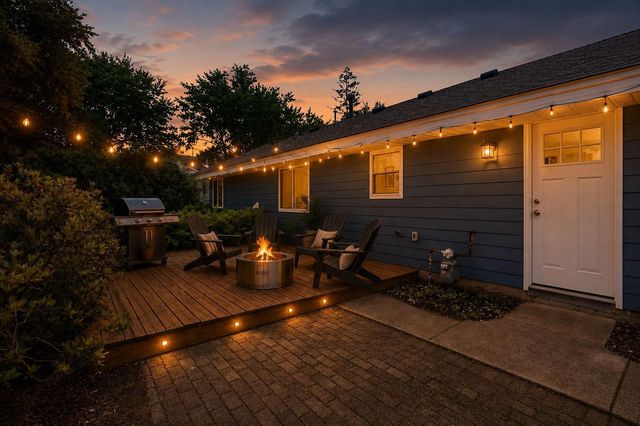 10200 Redwood Street NW, Coon Rapids, MN 55433