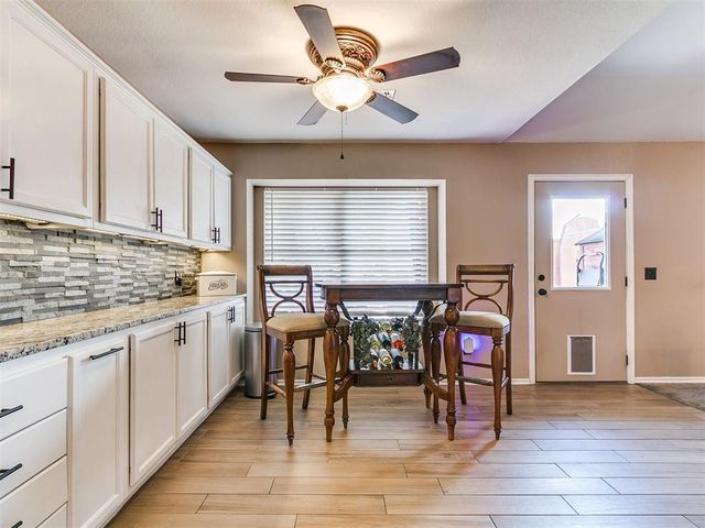 112 Woodgate Drive, Yukon, OK 73099