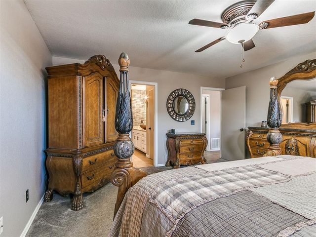 112 Woodgate Drive, Yukon, OK 73099