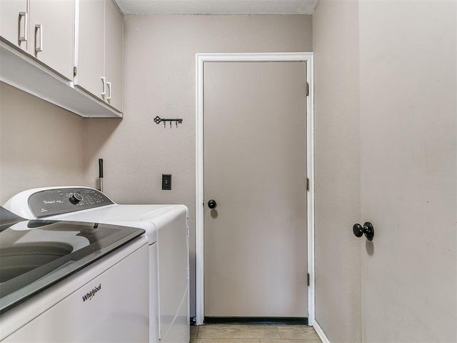 112 Woodgate Drive, Yukon, OK 73099