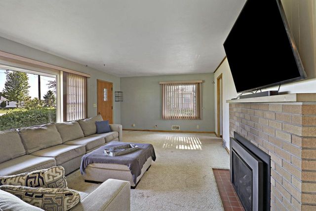 1920 7th STREET, Kenosha, WI 53140