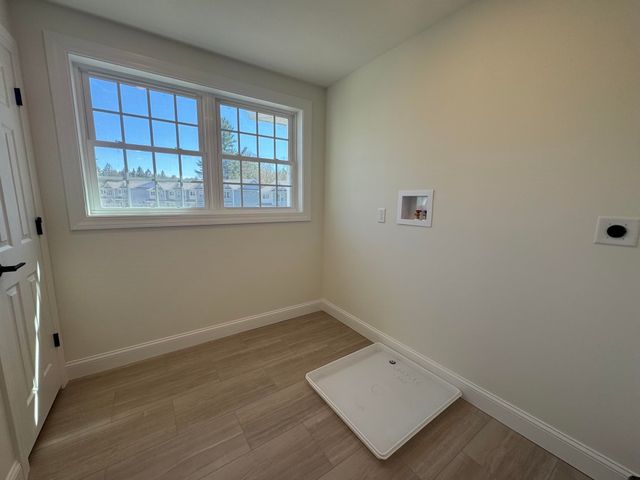 8C Dearborn Circle, Goffstown, NH 03045
