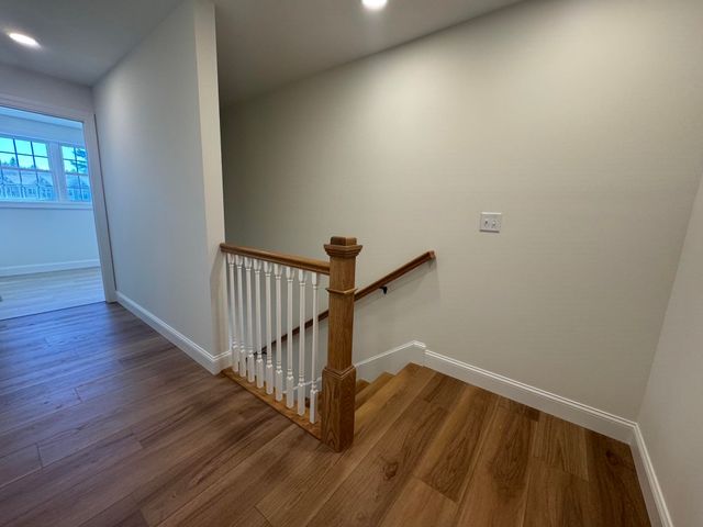8C Dearborn Circle, Goffstown, NH 03045