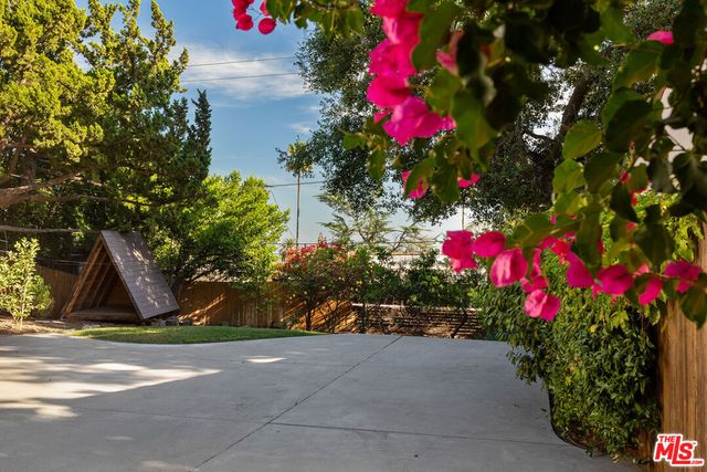 956 Parkman Street, Altadena, CA 91001