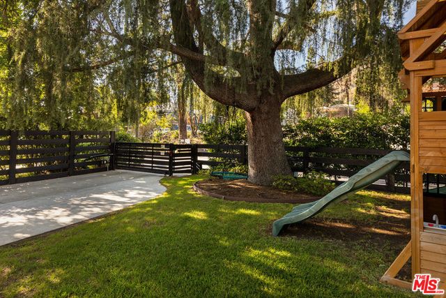 956 Parkman Street, Altadena, CA 91001