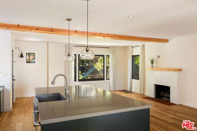 956 Parkman Street, Altadena, CA 91001