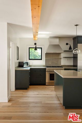 956 Parkman Street, Altadena, CA 91001