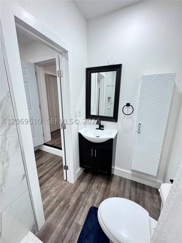 27450 SW 168th Ave 1, Homestead, FL 33031