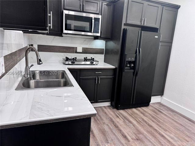 27450 SW 168th Ave 1, Homestead, FL 33031