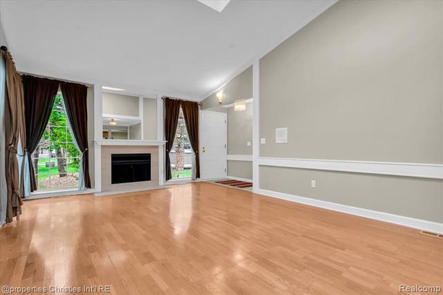 6651 Hearthside Court, West Bloomfield, MI 48322