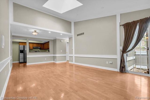 6651 Hearthside Court, West Bloomfield, MI 48322
