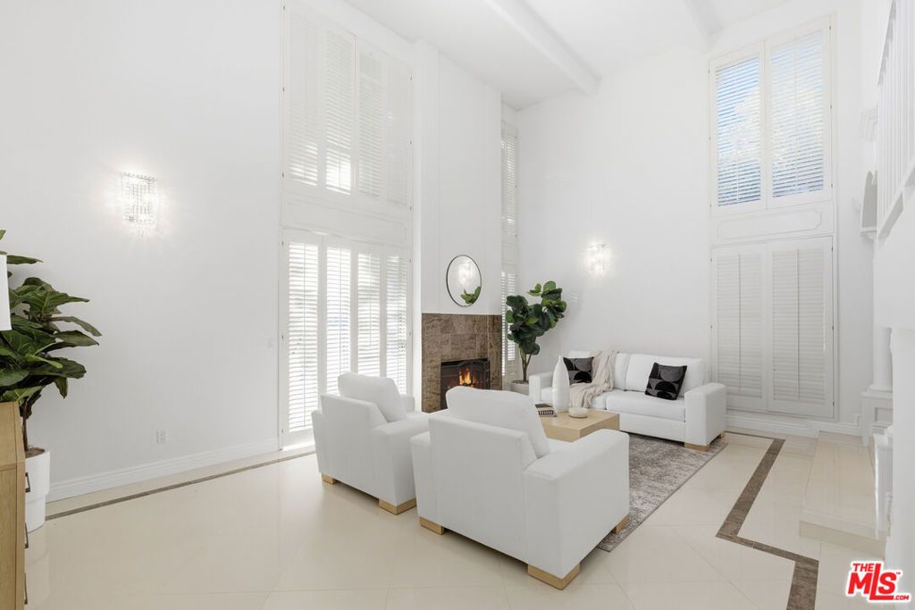 Image 7 of property listing at 4108 Tarrybrae Terrace, Tarzana, CA 91356