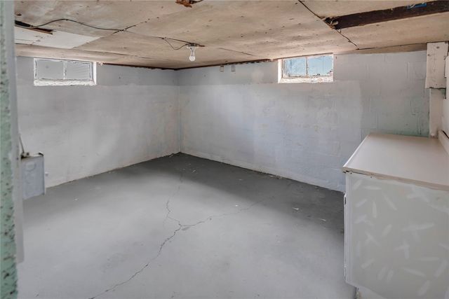 3112 WOODLAWN Avenue, Erie, PA 16510