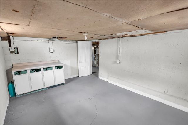 3112 WOODLAWN Avenue, Erie, PA 16510