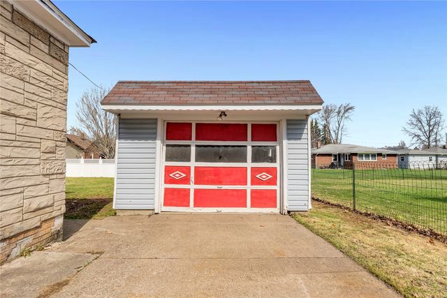 3112 WOODLAWN Avenue, Erie, PA 16510