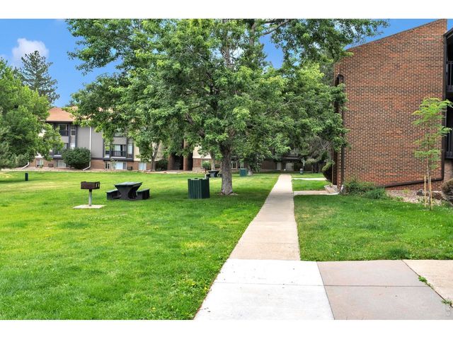 850 W Moorhead Cir 2F, Boulder, CO 80305