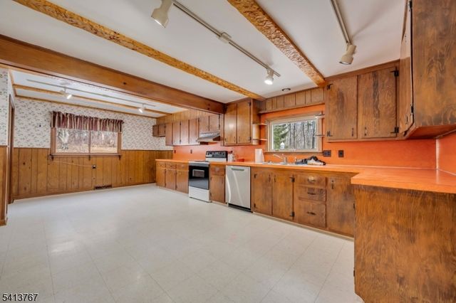 150 Mohican Rd, Blairstown Twp., NJ 07825