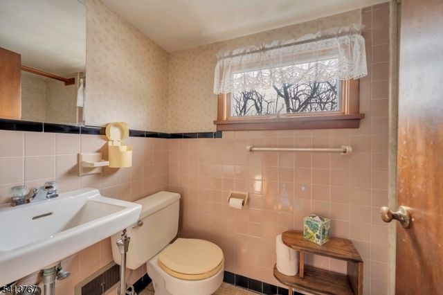 150 Mohican Rd, Blairstown Twp., NJ 07825