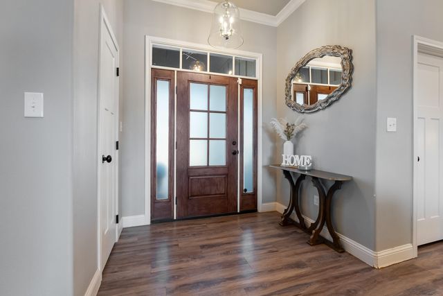 1306 Chaucer Lane, Wolfforth, TX 79382