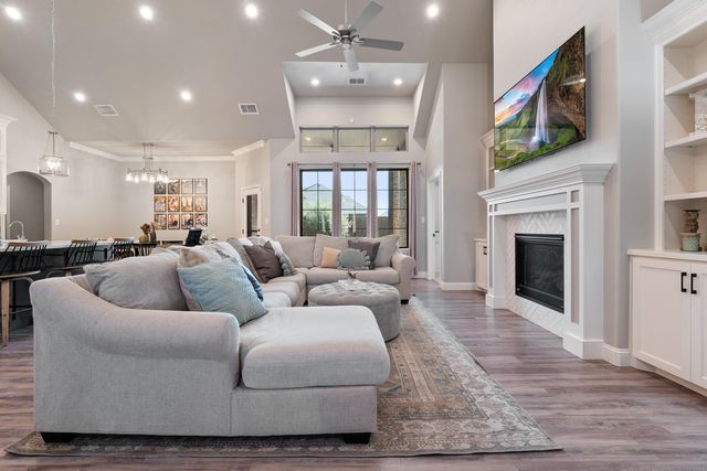 1306 Chaucer Lane, Wolfforth, TX 79382